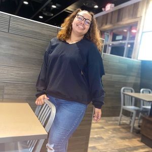 Meet your Posher, Olivia